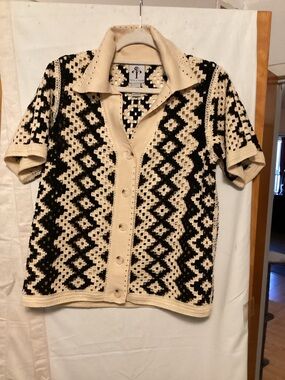 Rain+Rose cottage core ,crocheted, grandma core cropped top SZ M 100% acrylic